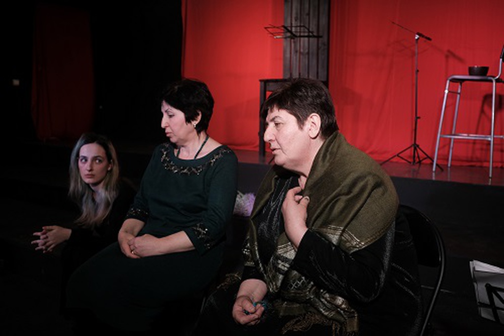 «Новая Антигона»: обретая речь
