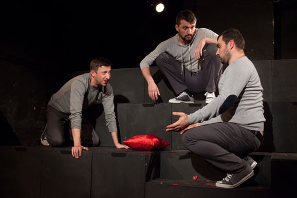 Men Play Pregnant Women in Social Experiment