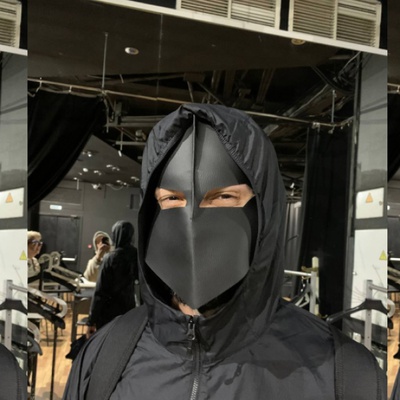 Мастерская автофикшн-театра Артема Томилова «яяя»